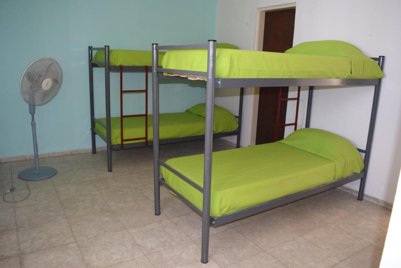 ויז'ה קרלוס פאס Central Paz Hostel מראה חיצוני תמונה