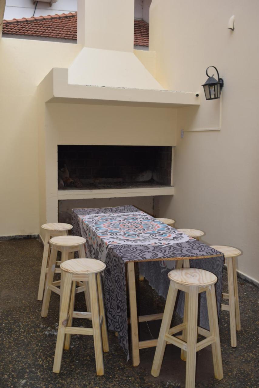 ויז'ה קרלוס פאס Central Paz Hostel מראה חיצוני תמונה